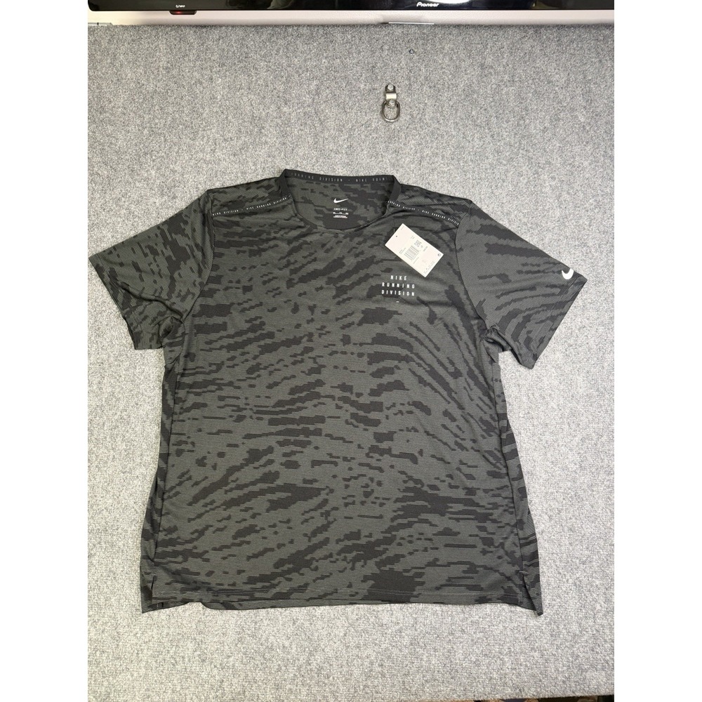 Men's Nike Running Division Rise 365 Shirt New With Tags Size XXL 2XL Dri-Fit